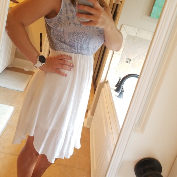 Linen dress - Picture 2 of 4